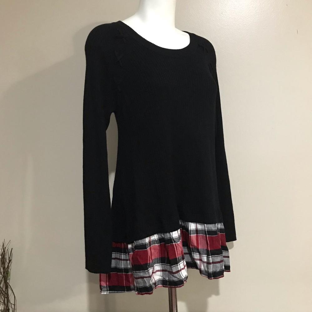 NWT Torrid Long Sleeve Black with Plaid Bottom